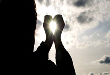 开云体育官方网站-狼堡终破客场魔咒！科扎89分钟绝杀撕裂阴云