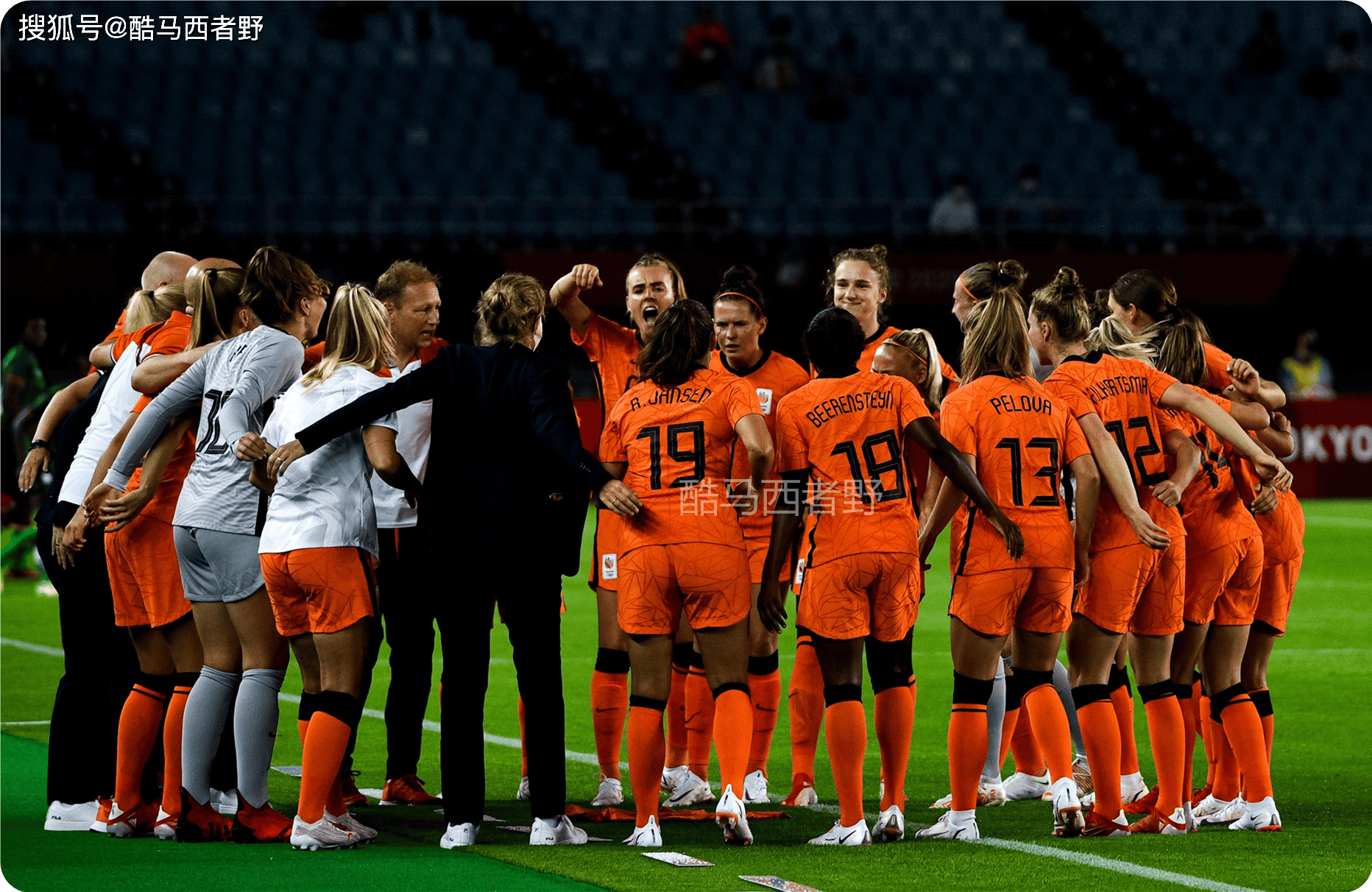 争夺极限:女足最强球队将在国际赛场交锋 争夺极限:女足最强球队将在国际赛场交锋