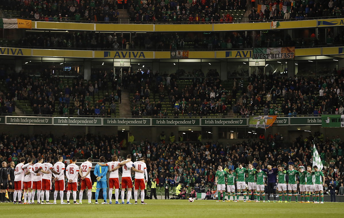 AC米兰客场被逆转,暂时落后欧战区 AC米兰客场被逆转,暂时落后欧战区