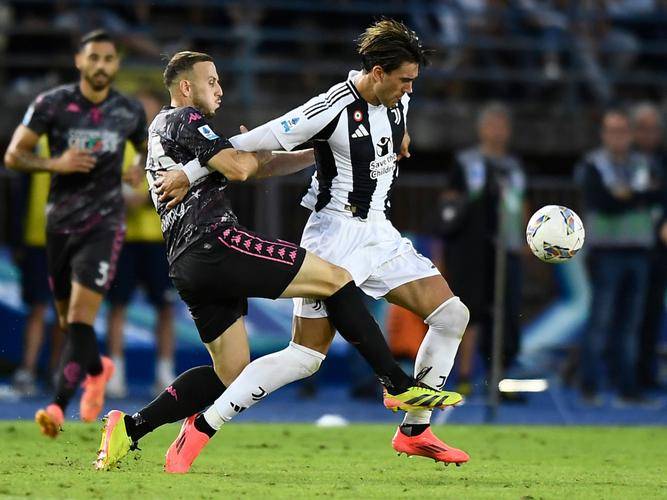 包含尤文图斯客场夺冠:成功逆袭彰显实力的词条 包含尤文图斯客场夺冠:成功逆袭彰显实力的词条