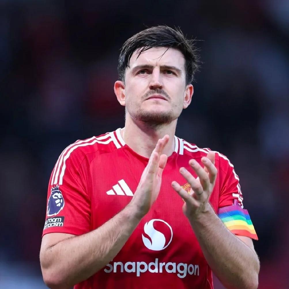 开云体育入口-曼联队长麦奎尔坚定守卫后防，令对手难以得分的简单介绍