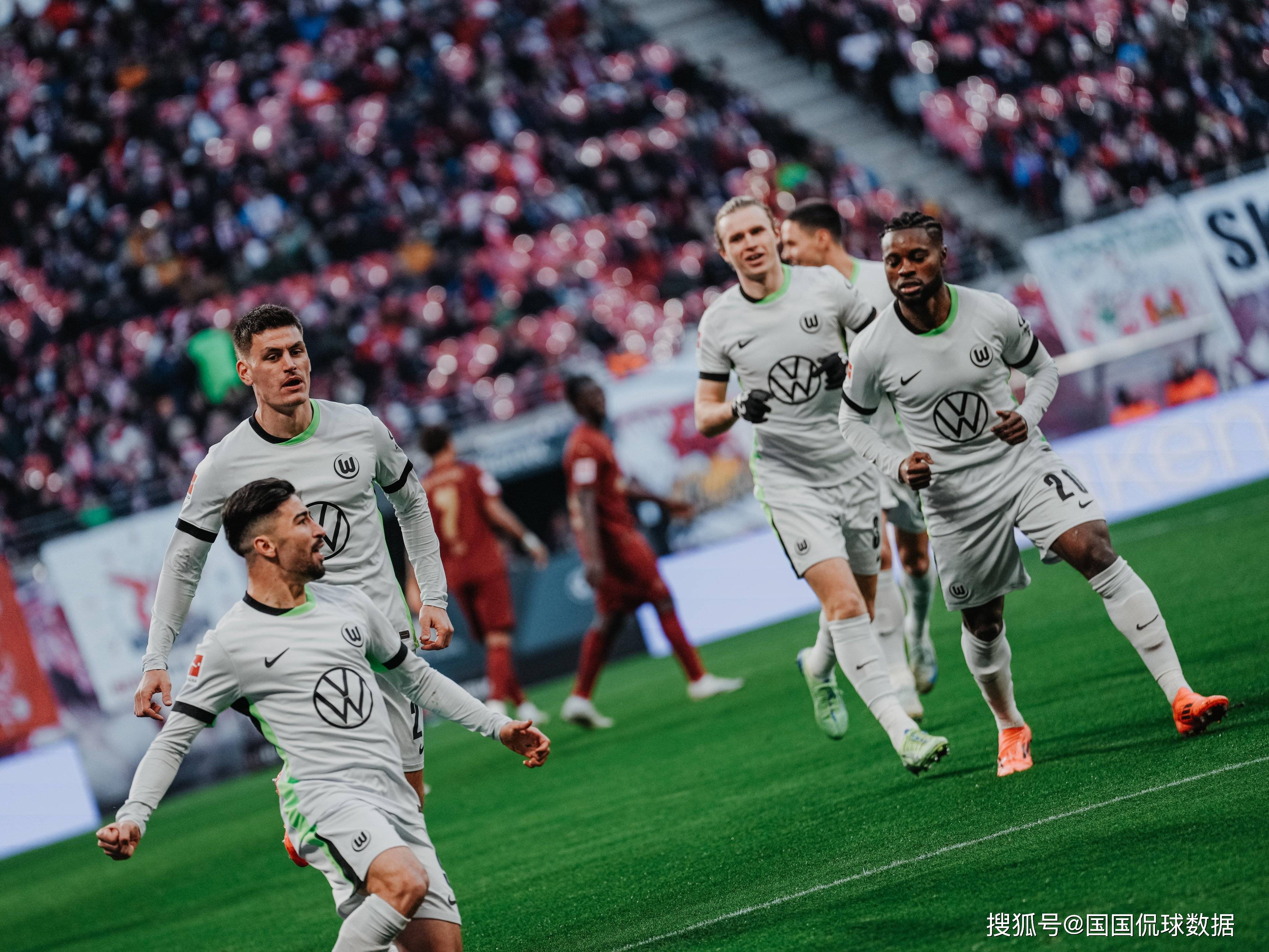 开云体育app-关于沃尔夫斯堡对决弗赖堡，谁能占尽上风？的信息