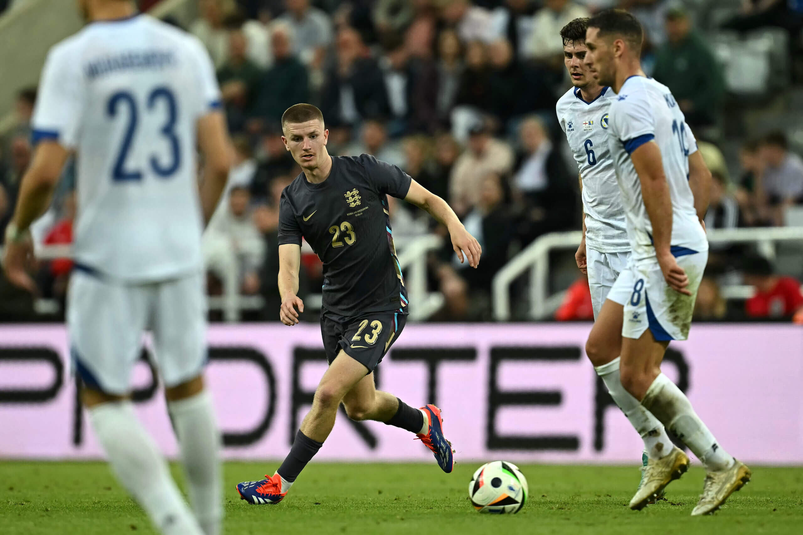 开云体育app-英格兰队在国外足球比赛中受挫