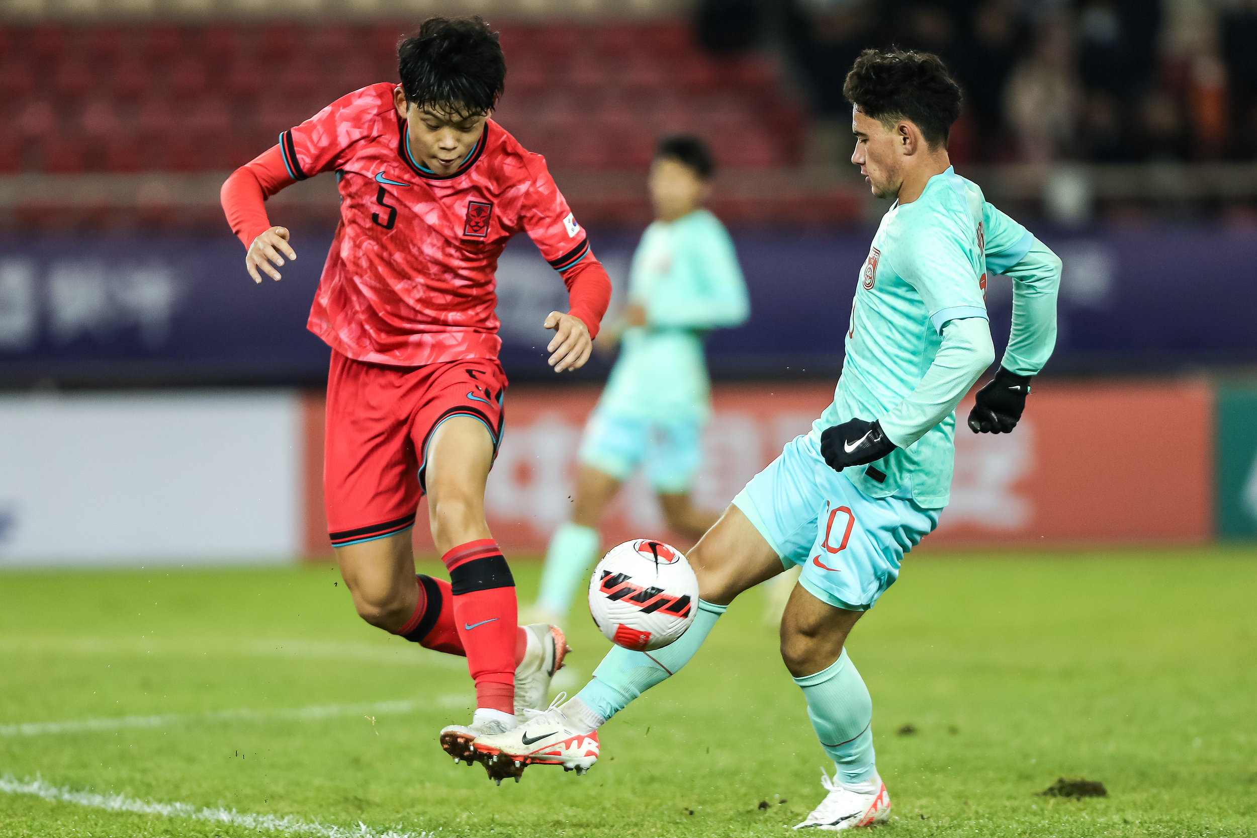 开云体育官网-亚洲杯预选赛：朝鲜队遭遇韩国队逆转输球