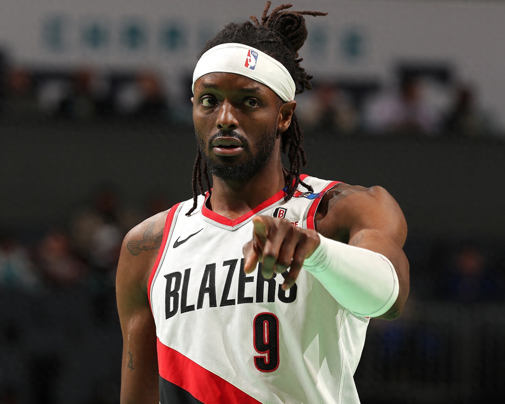 开云APP-开拓者新秀表现抢眼，稳定进步成球队得力助手的简单介绍