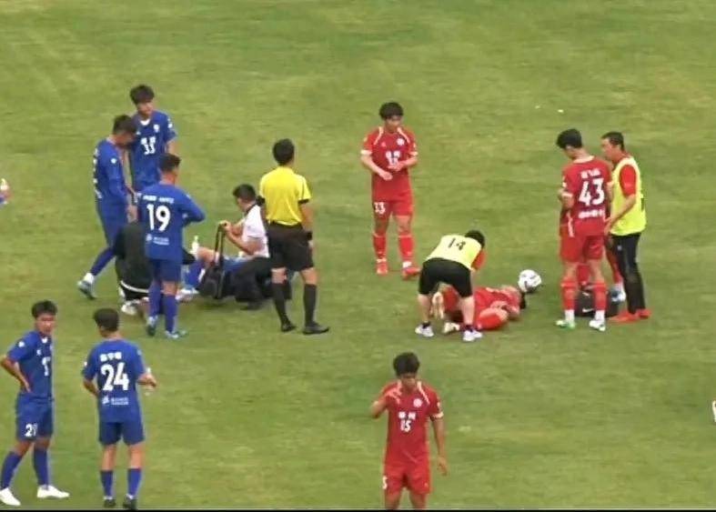 开云平台-一场足球比赛中，出现了引人瞩目的绝杀