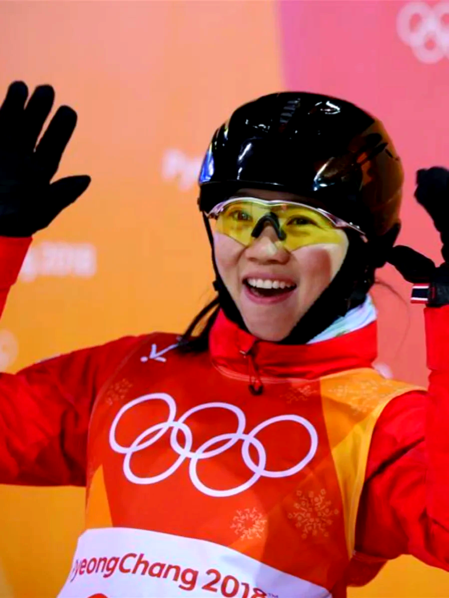 开云体育官方网站-包含奥地利滑雪选手飒爽英姿，登上金牌巅峰的词条