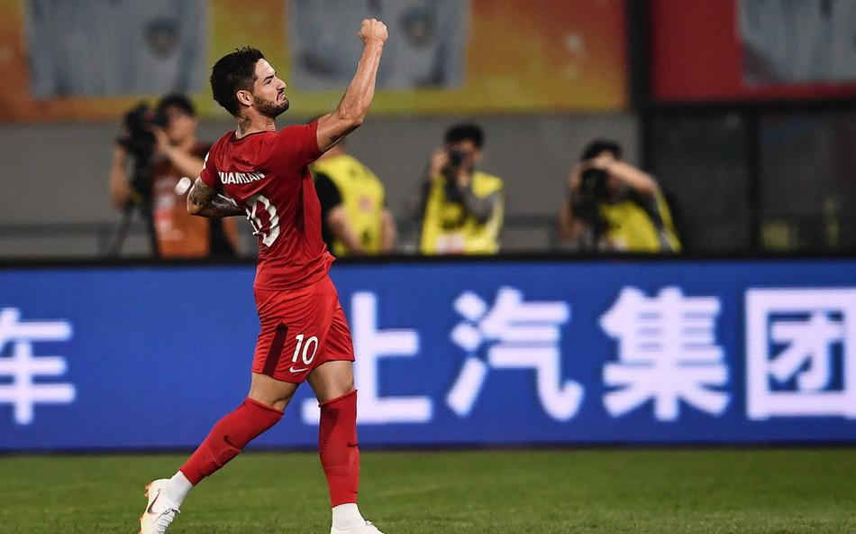 开云体育APP下载-贵州恒丰主场不敌大连人，遗憾失利