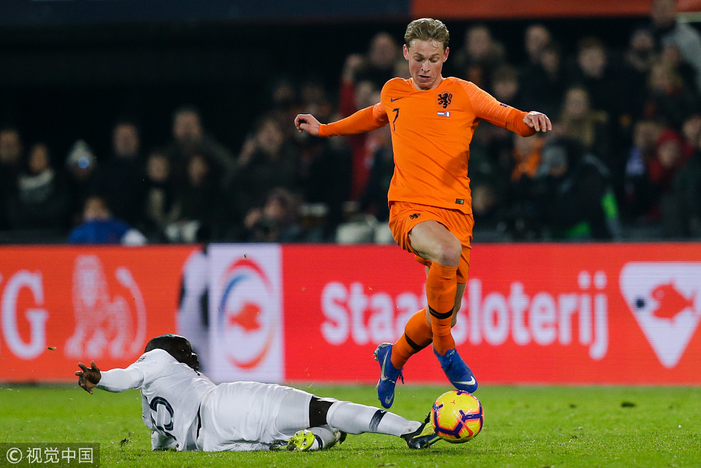 包含波兰惨遭瑞士淘汰,锋线破灭铩羽而归的词条 包含波兰惨遭瑞士淘汰,锋线破灭铩羽而归的词条