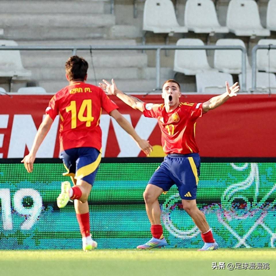 拜仁慕尼黑三球轻松淘汰荷兰,迈向胜利之路 拜仁慕尼黑三球轻松淘汰荷兰,迈向胜利之路