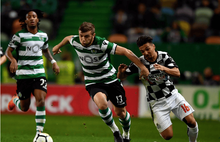 开云体育登录-关于阿维斯主场失利，跌落积分榜的信息