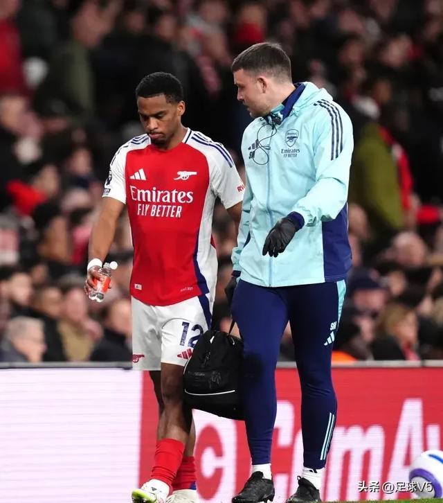 开云平台-包含阿森纳后防薄弱，英超失球连连的词条