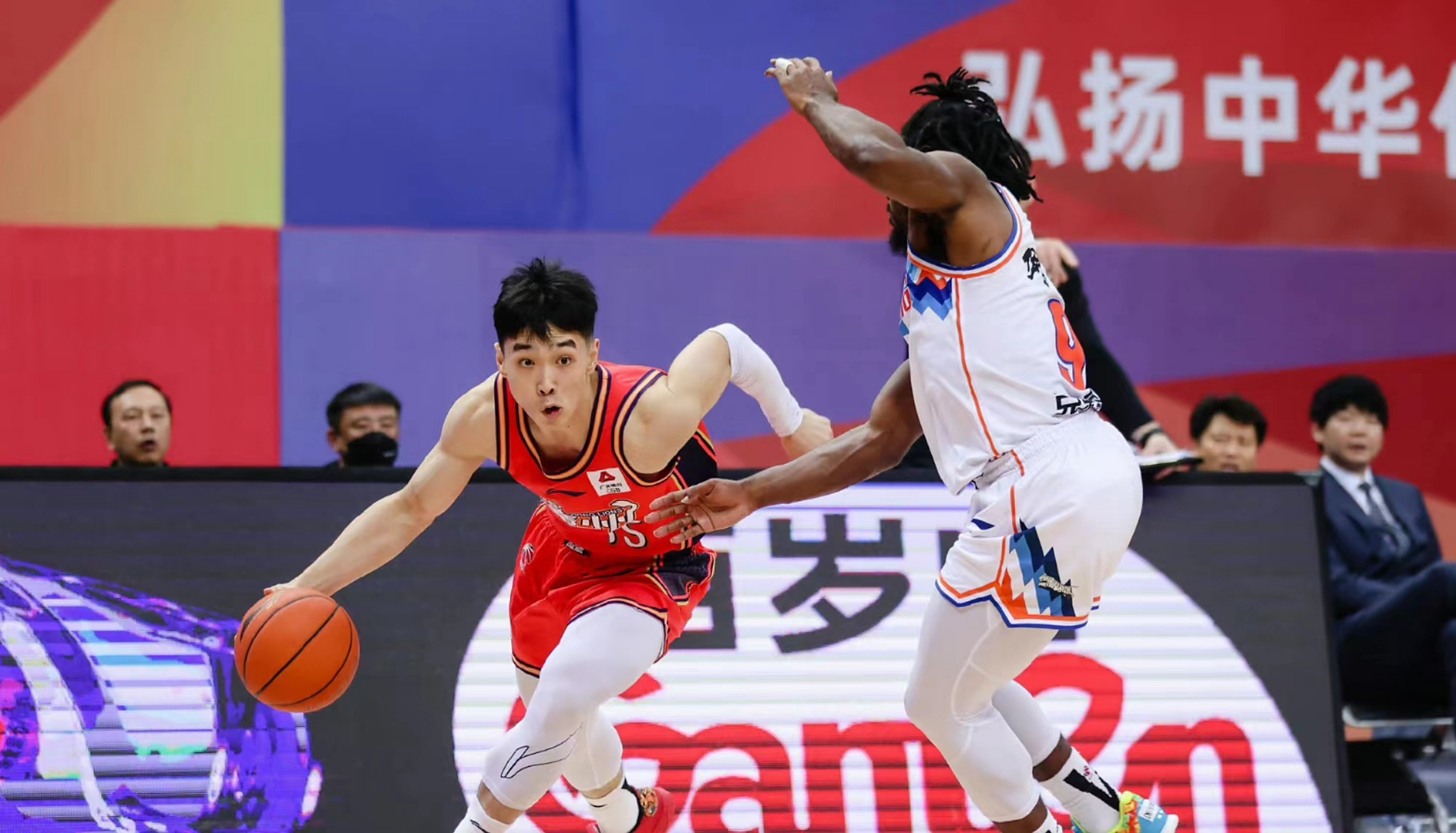 猛龙大将状态回暖,助球队取得连胜 猛龙大将状态回暖,助球队取得连胜