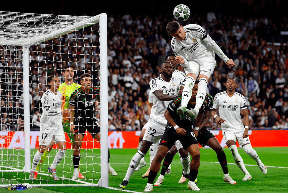 欧预赛劲敌逼近,冲刺终点昂首挺立的简单介绍 欧预赛劲敌逼近,冲刺终点昂首挺立的简单介绍