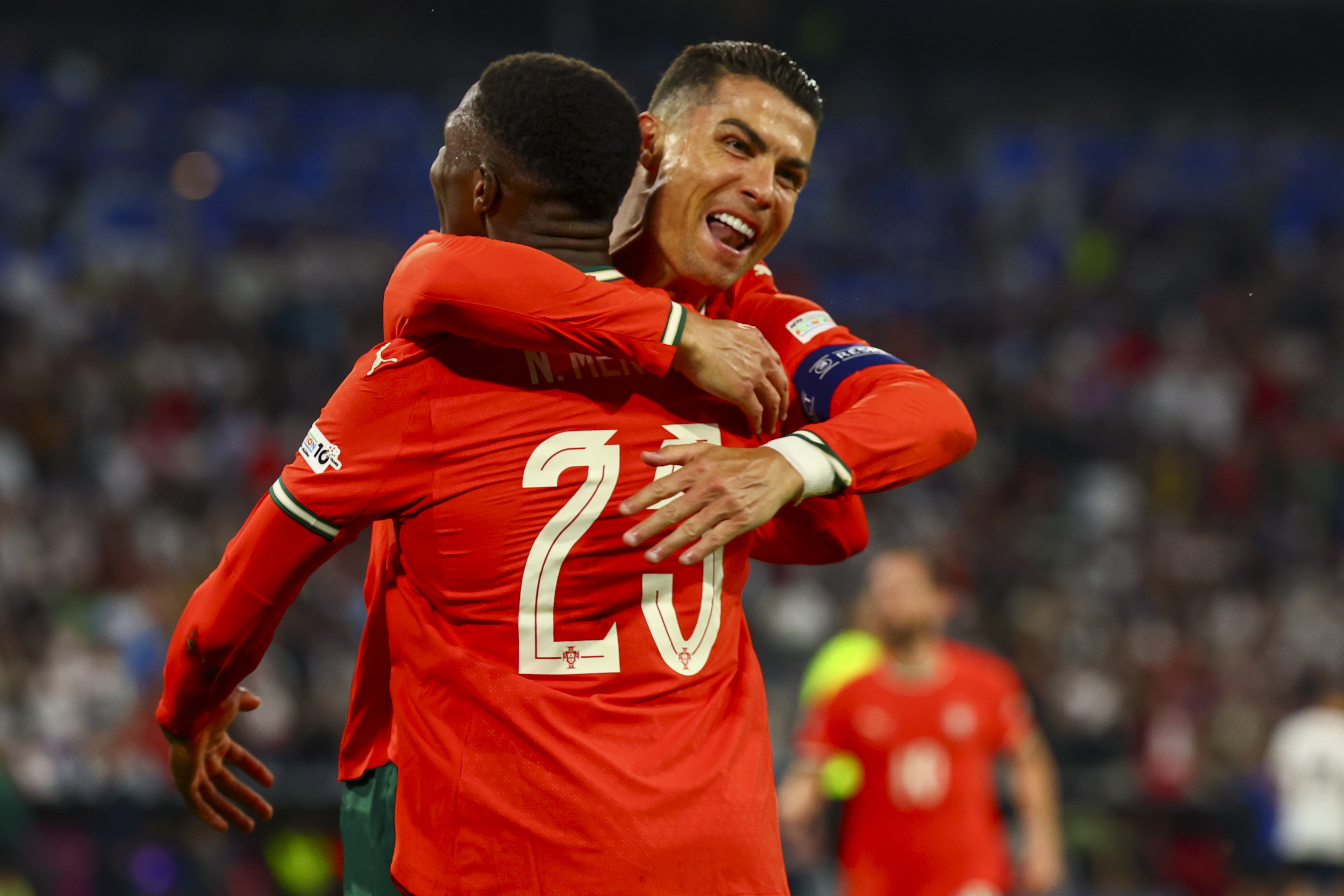 激情碰撞,欧洲足坛火爆对决即将启幕 激情碰撞,欧洲足坛火爆对决即将启幕