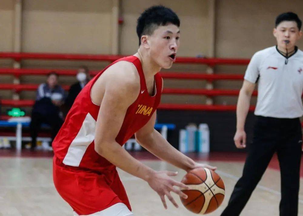 开云体育app-欧洲篮坛新星崭露头角，一骑绝尘