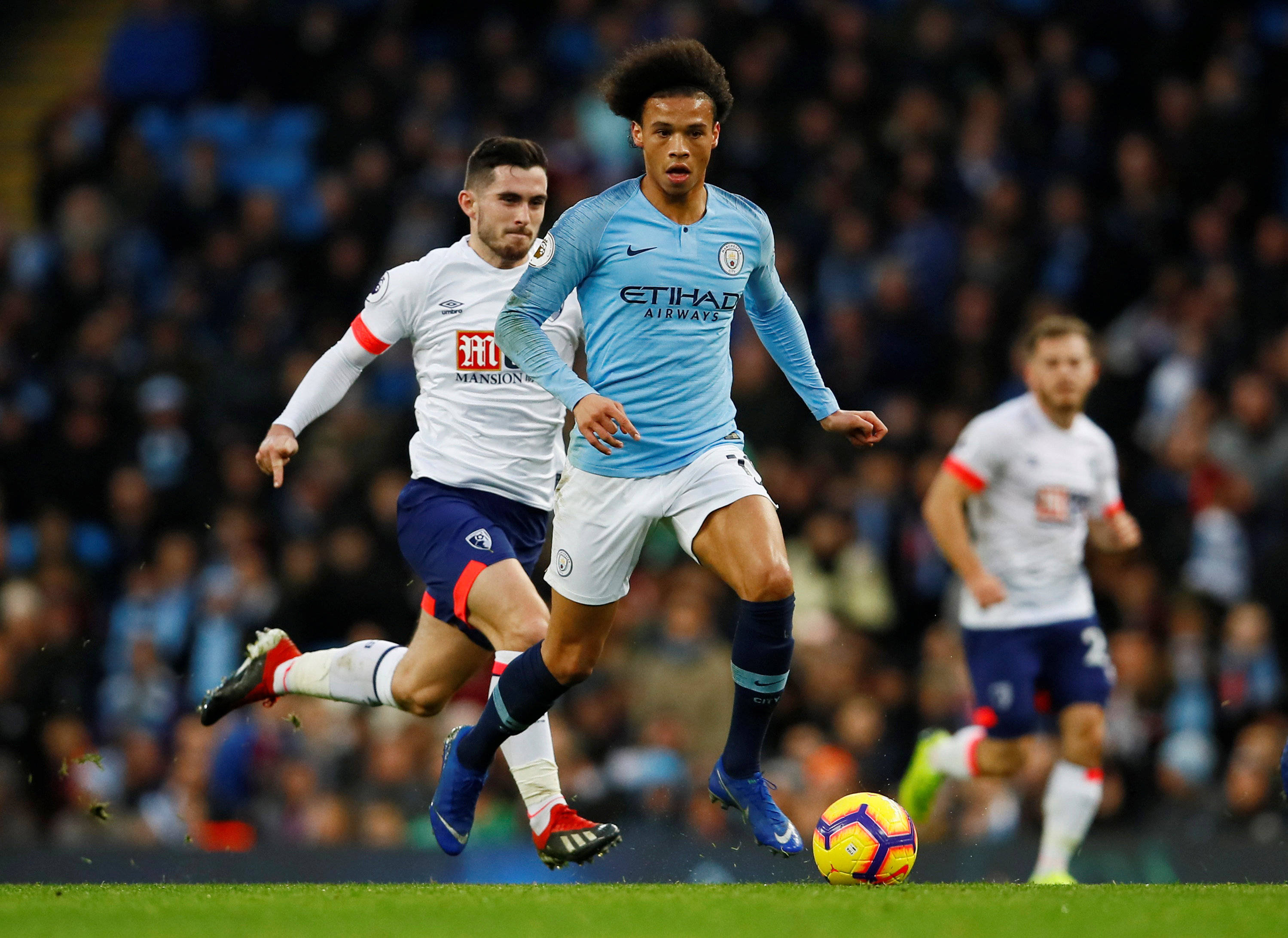 伯恩茅斯客场逆转,保级压力再度加重 伯恩茅斯客场逆转,保级压力再度加重