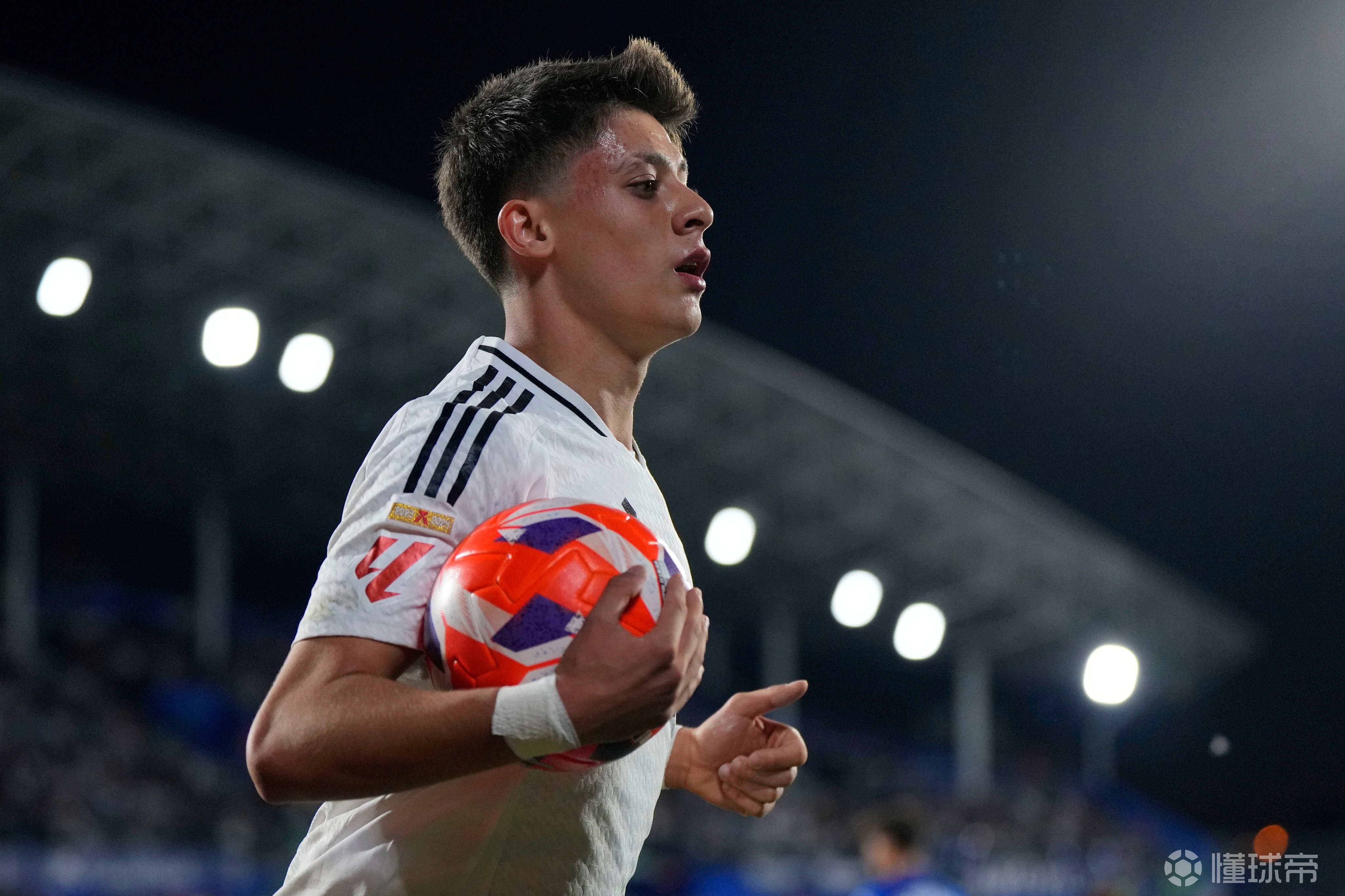 赫塔费战齐,与巴利亚雷亚尔战成平局 赫塔费战齐,与巴利亚雷亚尔战成平局