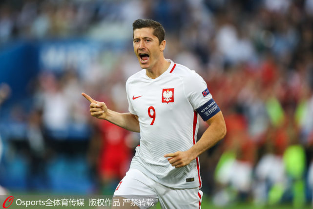 波兰队稳固阵容,实力出击冲刺16强 波兰队稳固阵容,实力出击冲刺16强