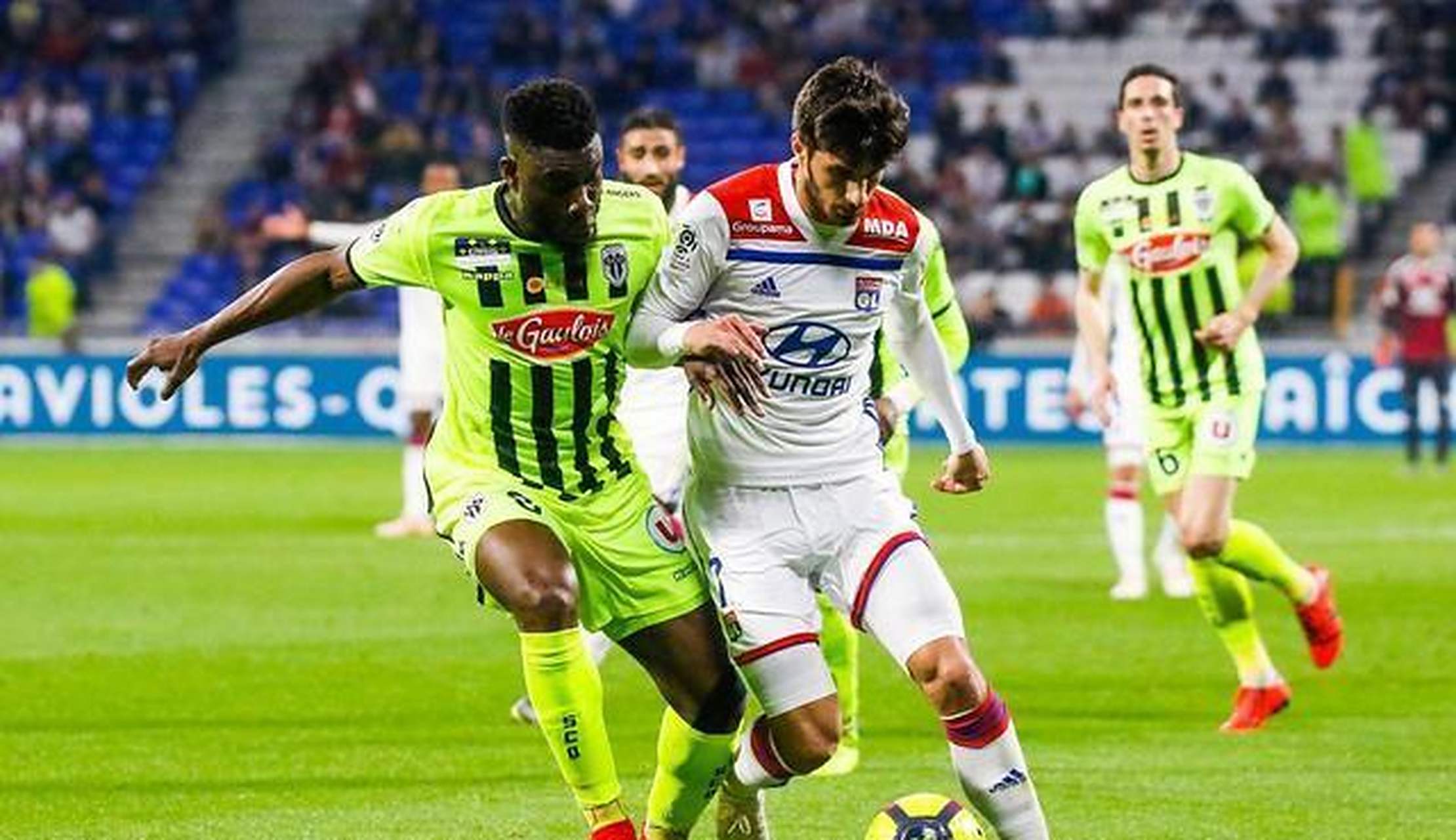 里尔客场逆转击败南特,升至积分榜前列的简单介绍 里尔客场逆转击败南特,升至积分榜前列的简单介绍