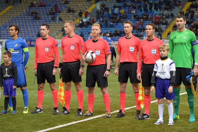 西班牙客场战平希腊,小组领先优势保持 西班牙客场战平希腊,小组领先优势保持