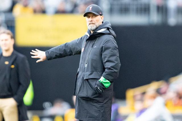 湖北队再次输球,主教练面临压力 湖北队再次输球,主教练面临压力