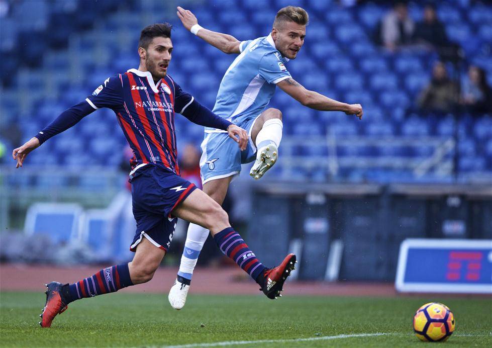 克罗托内主场连平,难掩实力不足 克罗托内主场连平,难掩实力不足