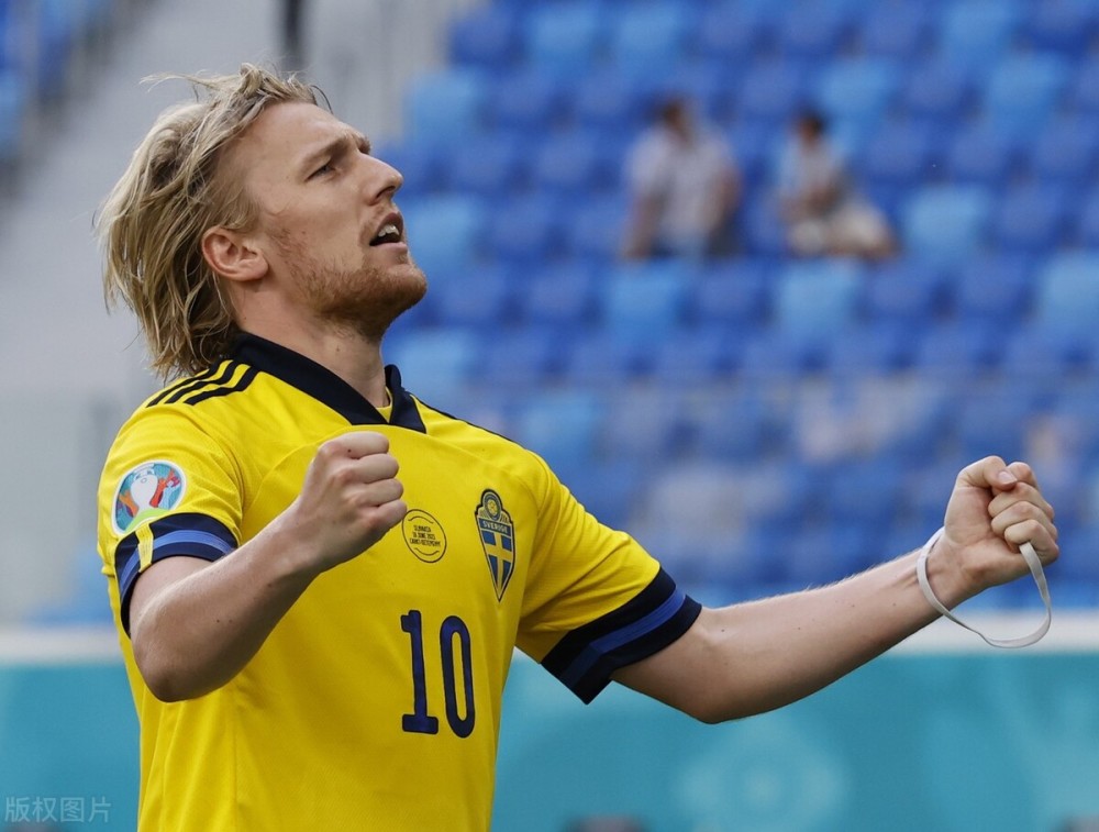 开云体育下载-英格兰队鏖战瑞典队,王皓统治全场